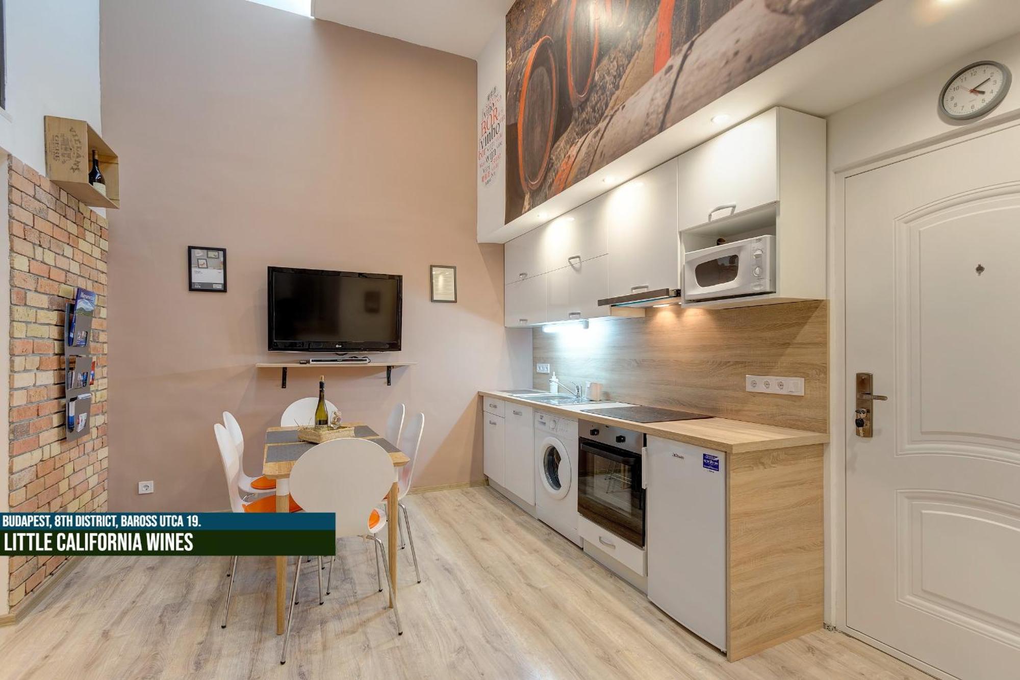Little Americas Museum Apartments بودابست المظهر الخارجي الصورة